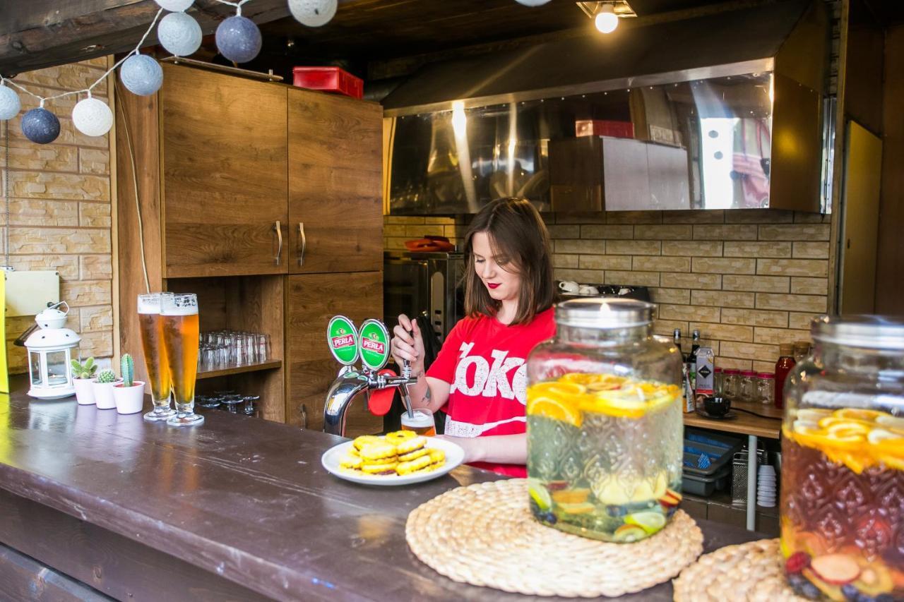 Let'S Rock Party Hostel! Age Limit From 18 Until 40! Krakkó Kültér fotó