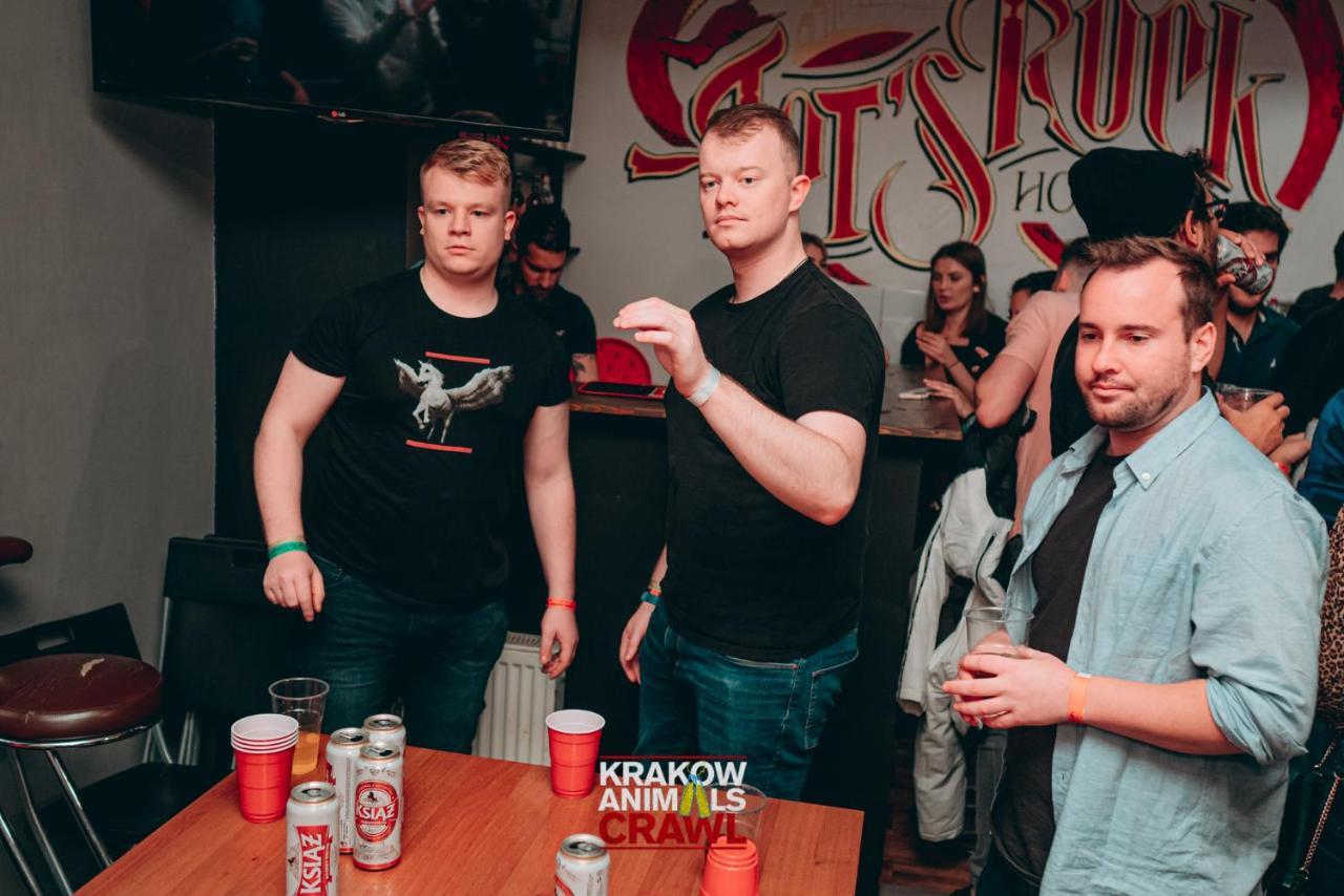 Let'S Rock Party Hostel! Age Limit From 18 Until 40! Krakkó Kültér fotó