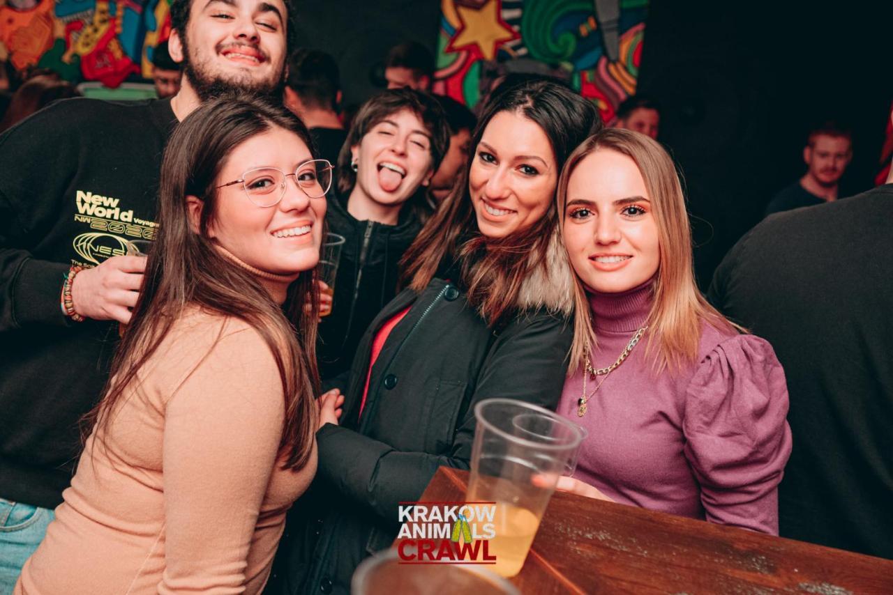 Let'S Rock Party Hostel! Age Limit From 18 Until 40! Krakkó Kültér fotó